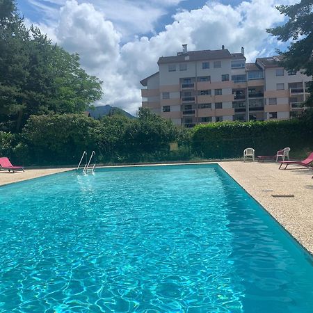 Kusmi Love Piscine Proche Du Lac Annecy Exteriör bild