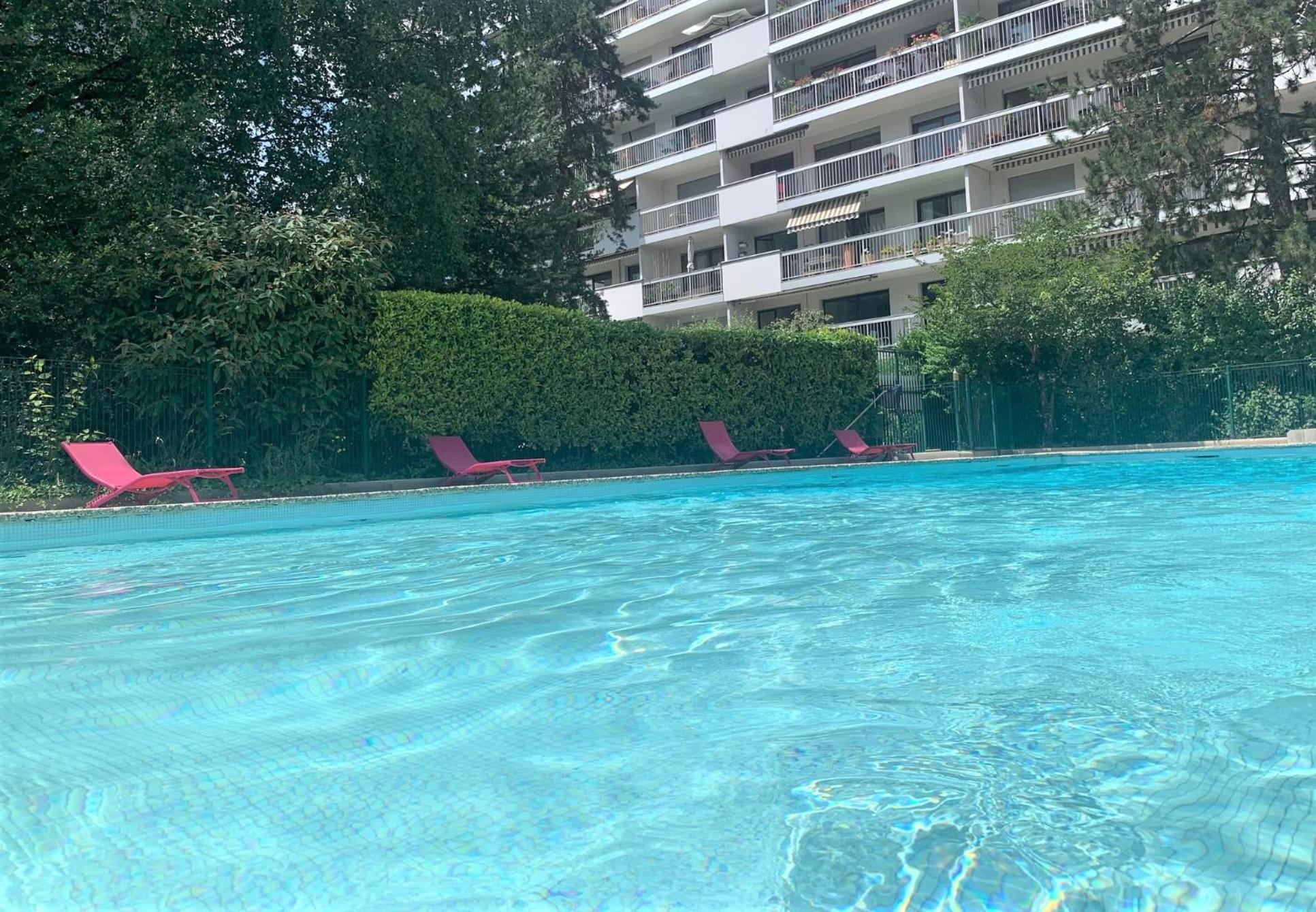 Kusmi Love Piscine Proche Du Lac Annecy Exteriör bild